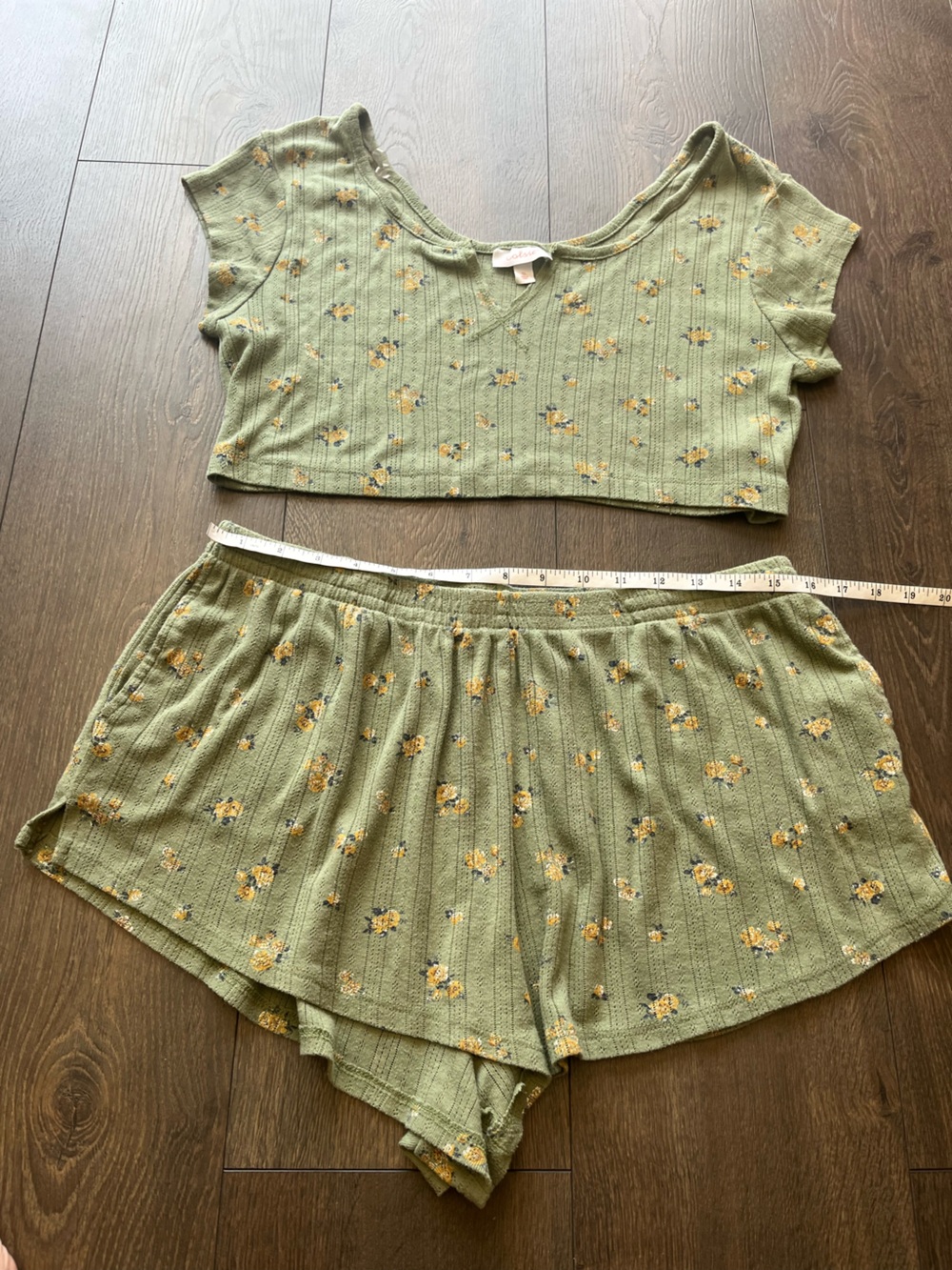 Colsie Floral Ribbed Matching Set - Picture 6 of 12